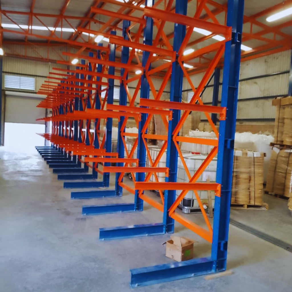 Rack cantilever - Almacenamiento industrial cara simple 4