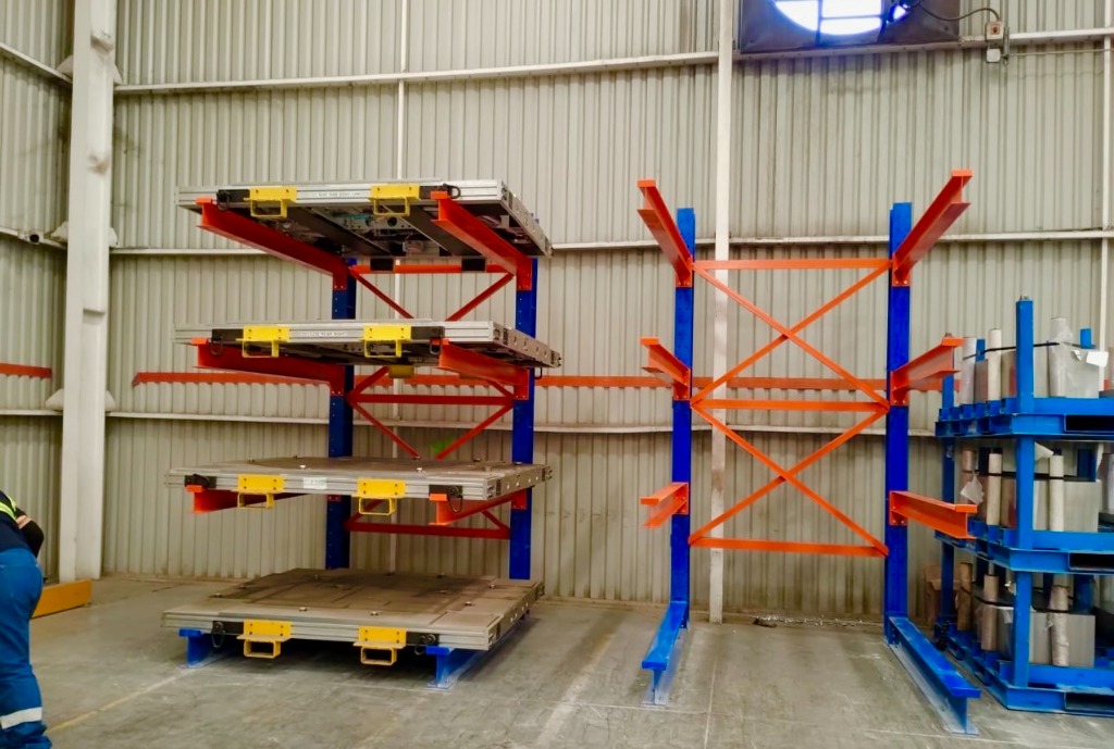 Rack cantilever - Almacenamiento de perfiles y materiales 5